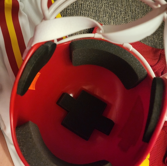 #10 Isiah Pacheco - Picture 3 of 9